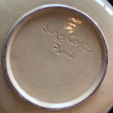 Paris ceramic dish with slip decoration, by Suzy Coste