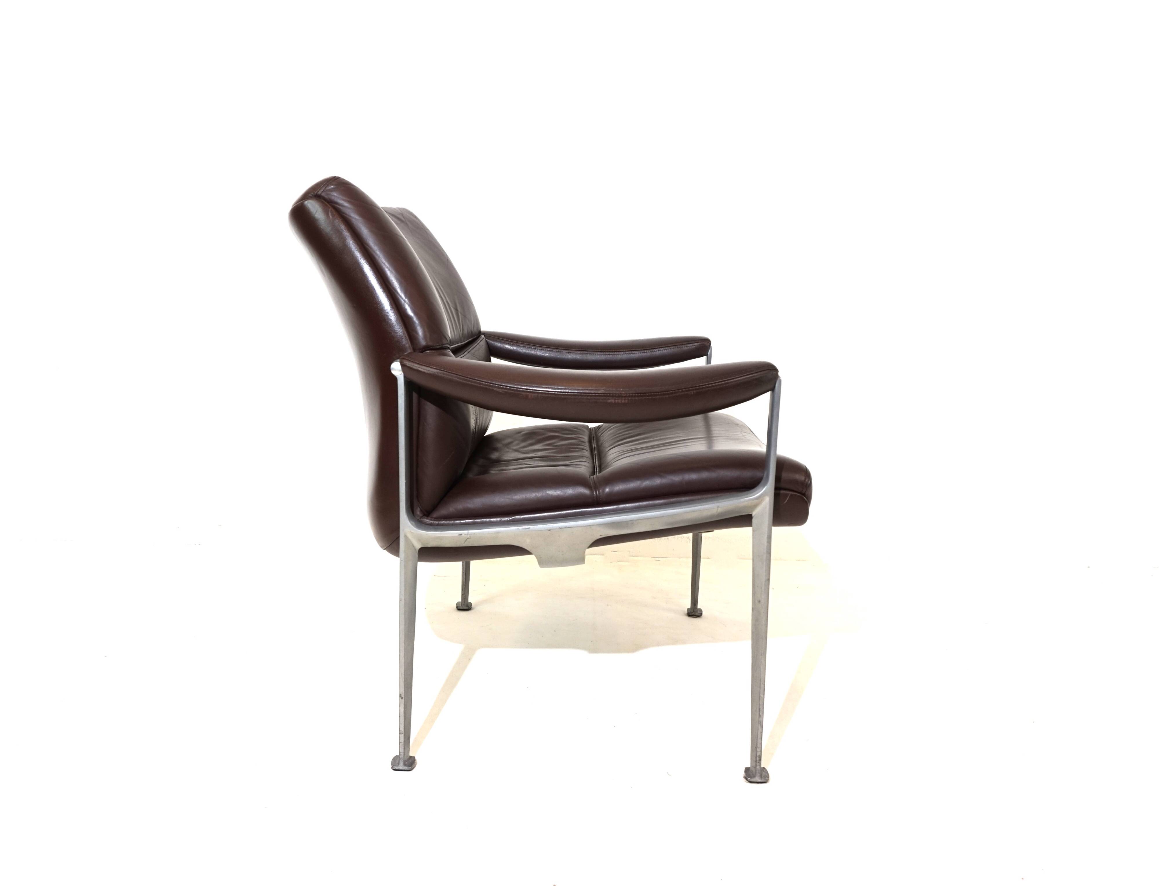 Röder Söhne leather lounge chair by Miller Borgsen