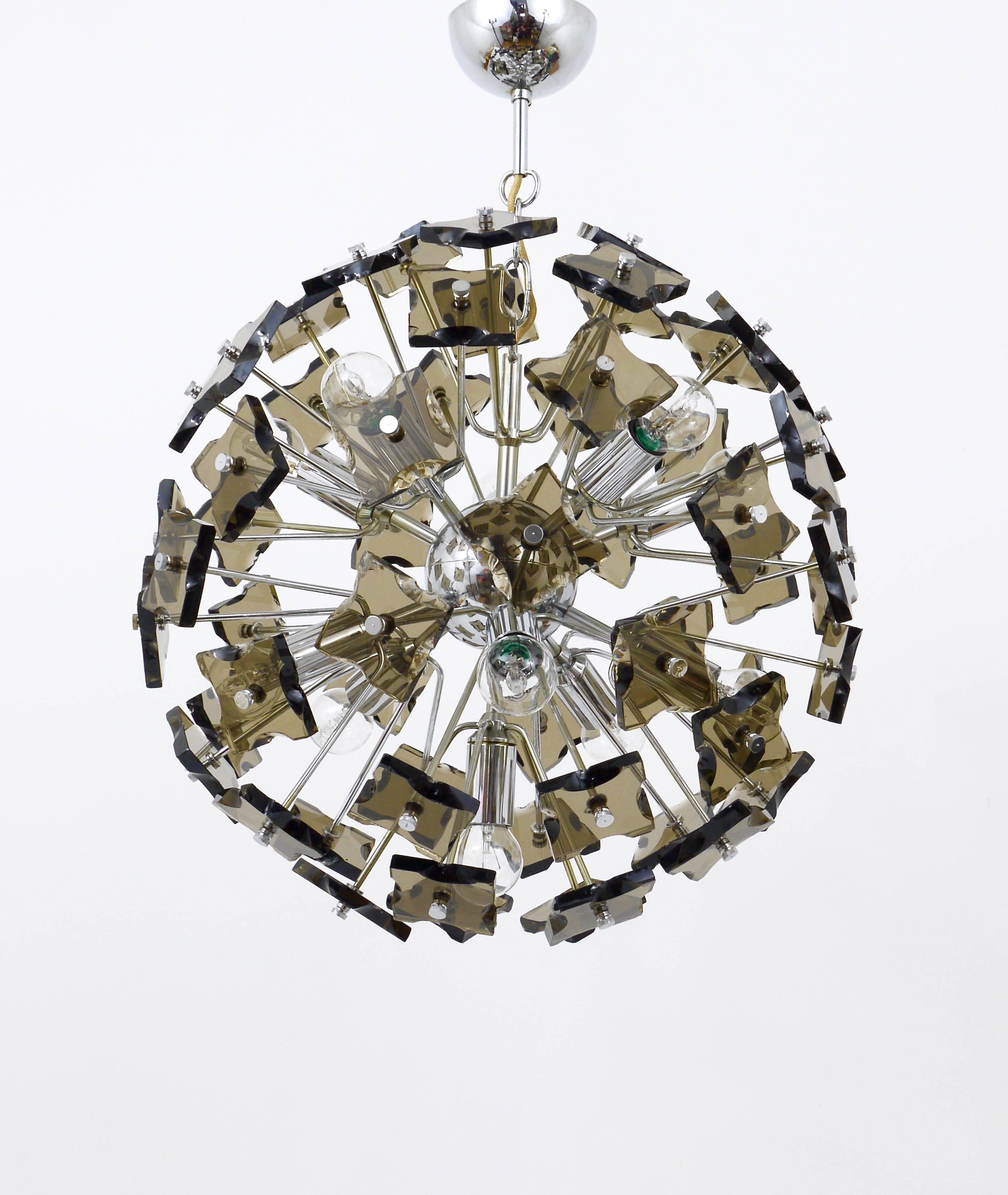 Cut glass Sputnik chandelier Fontana Arte Mid-20th century