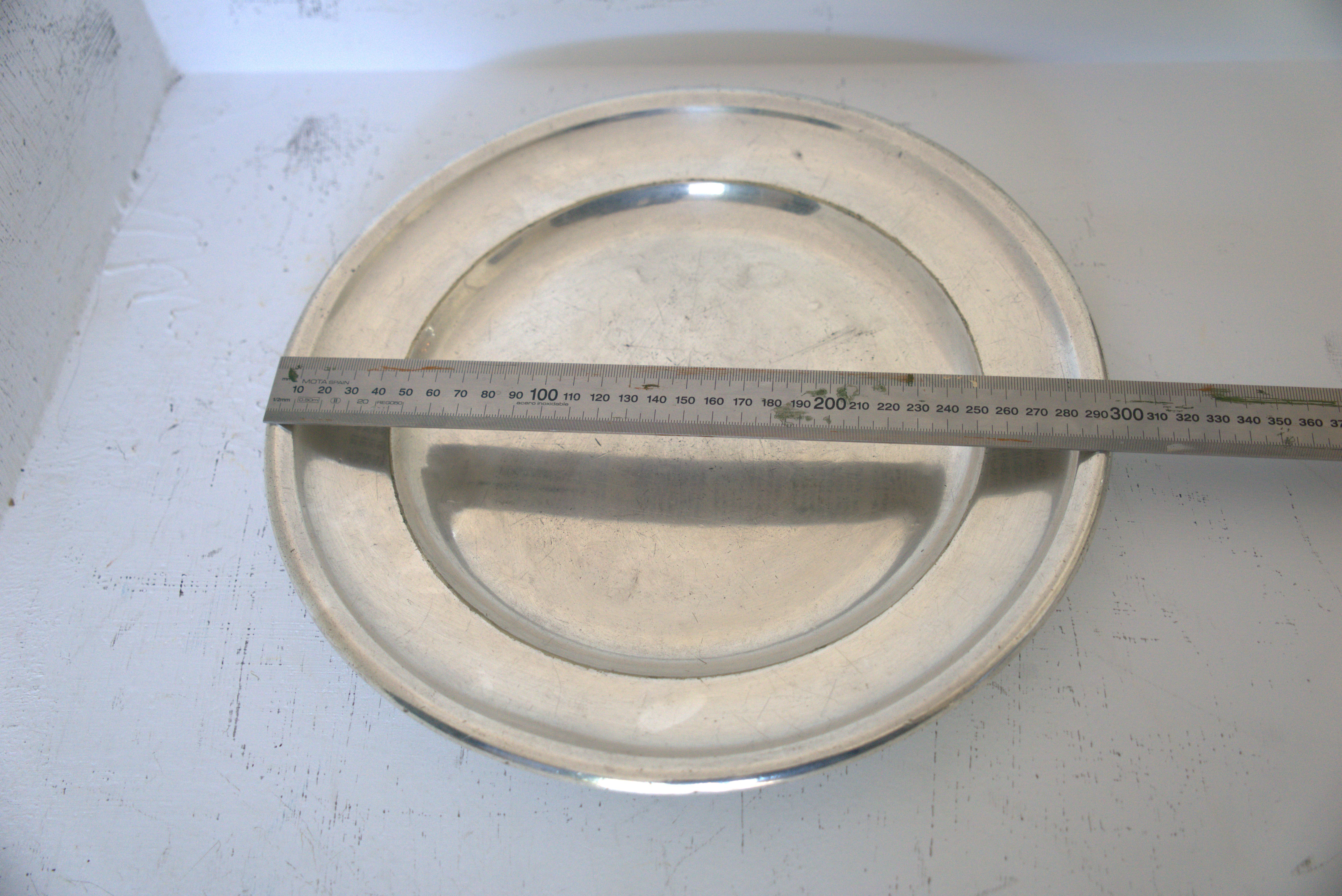 Set of silver-plated serving dishes