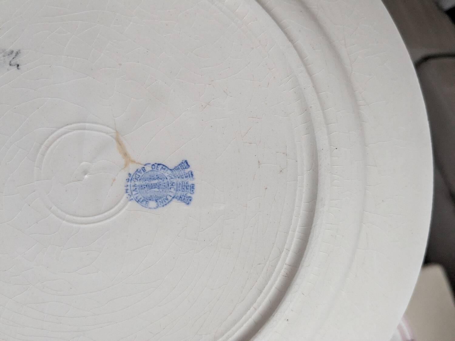 Six Badonviller dinner plates