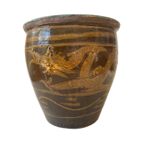 Chinese pot cache dragon draw