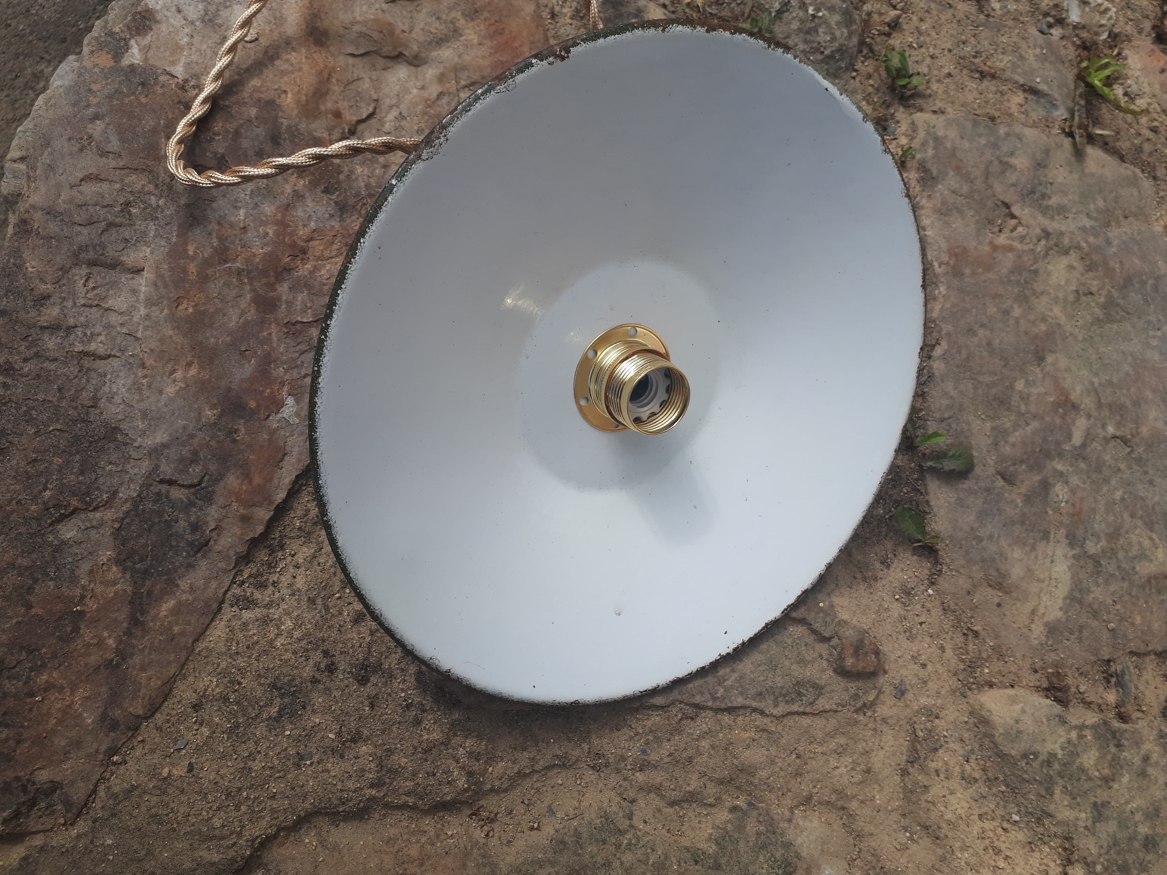 Green enamelled hanging