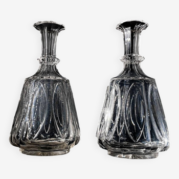 Two Carafes à vin Le Creusot(Baccarat) 19eme m.À feuilles