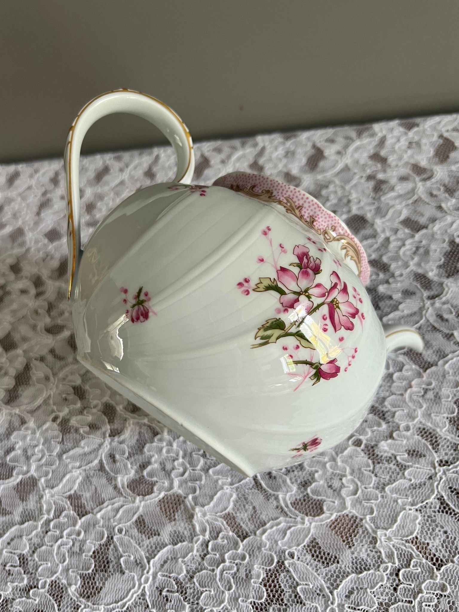 Porcelain teapot Maison Bernardaud