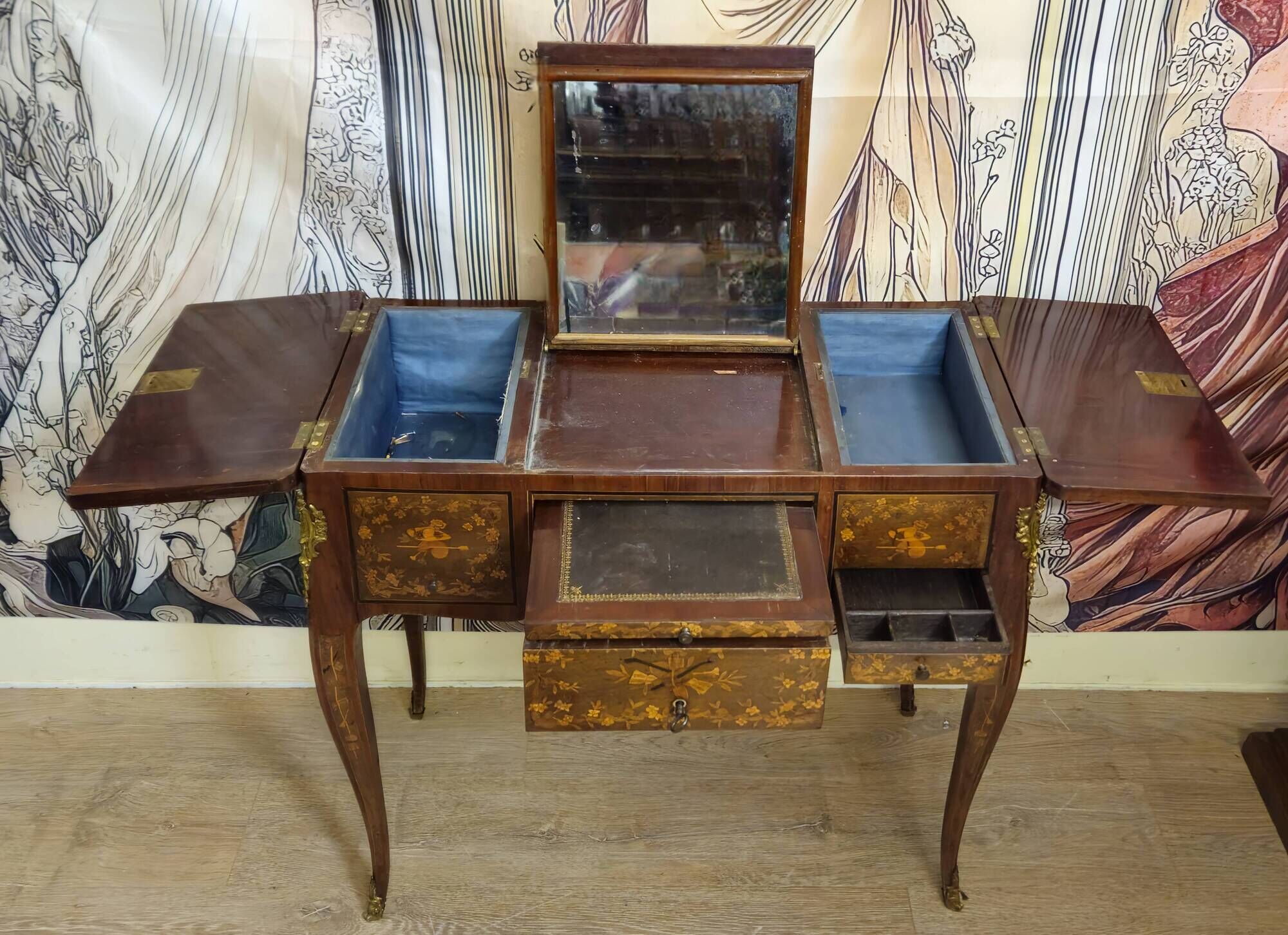 Powdered marquetry, French work from the Louis XV Transition period.