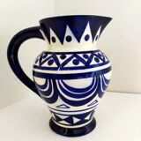 pitcher in earthenware Saint Jean de Bretagne blue and white