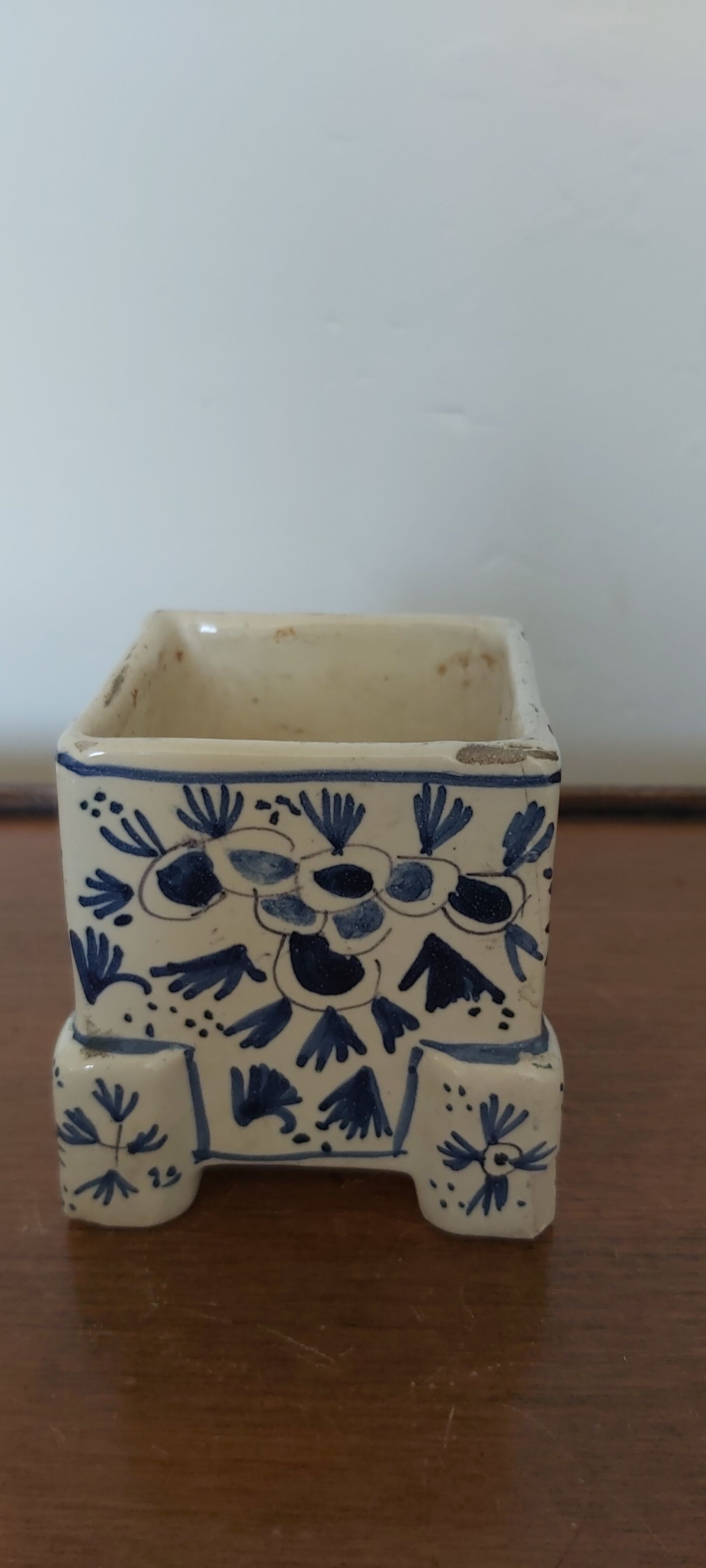 Delft earthenware plant pot circa 1900