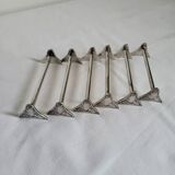 6 Silver metal knife holders