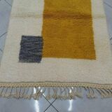 Traditional hand-woven Beni Ouraine rug, size 150 x 250 cm
