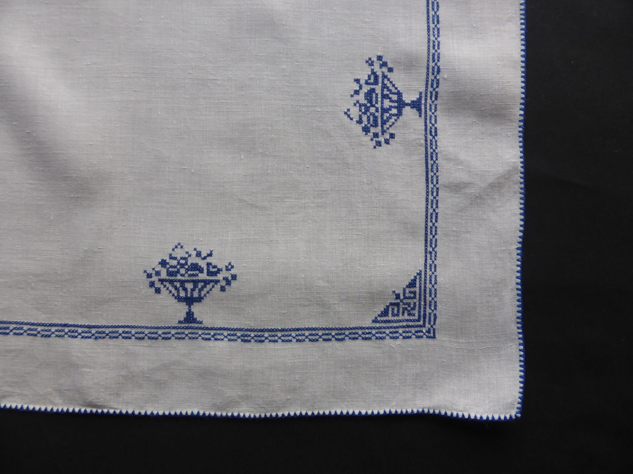 Old linen yarn case embroidered in blue with fruit baskets-6 Tray fund