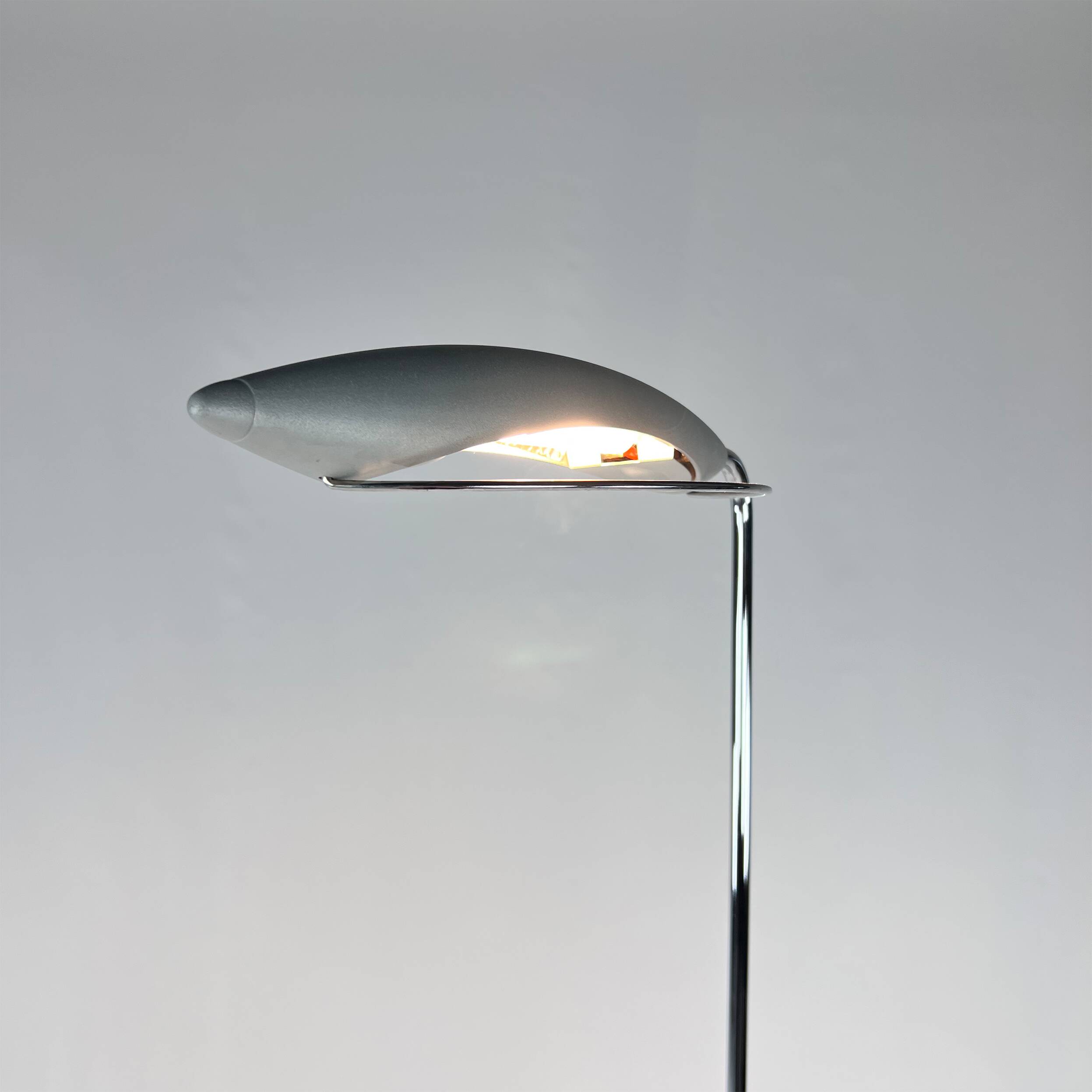 Postmodern italian Halogeen Floorlamp, 1980s