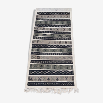 Tapis noir gris et blanc traditionnel fait main  76x149cm