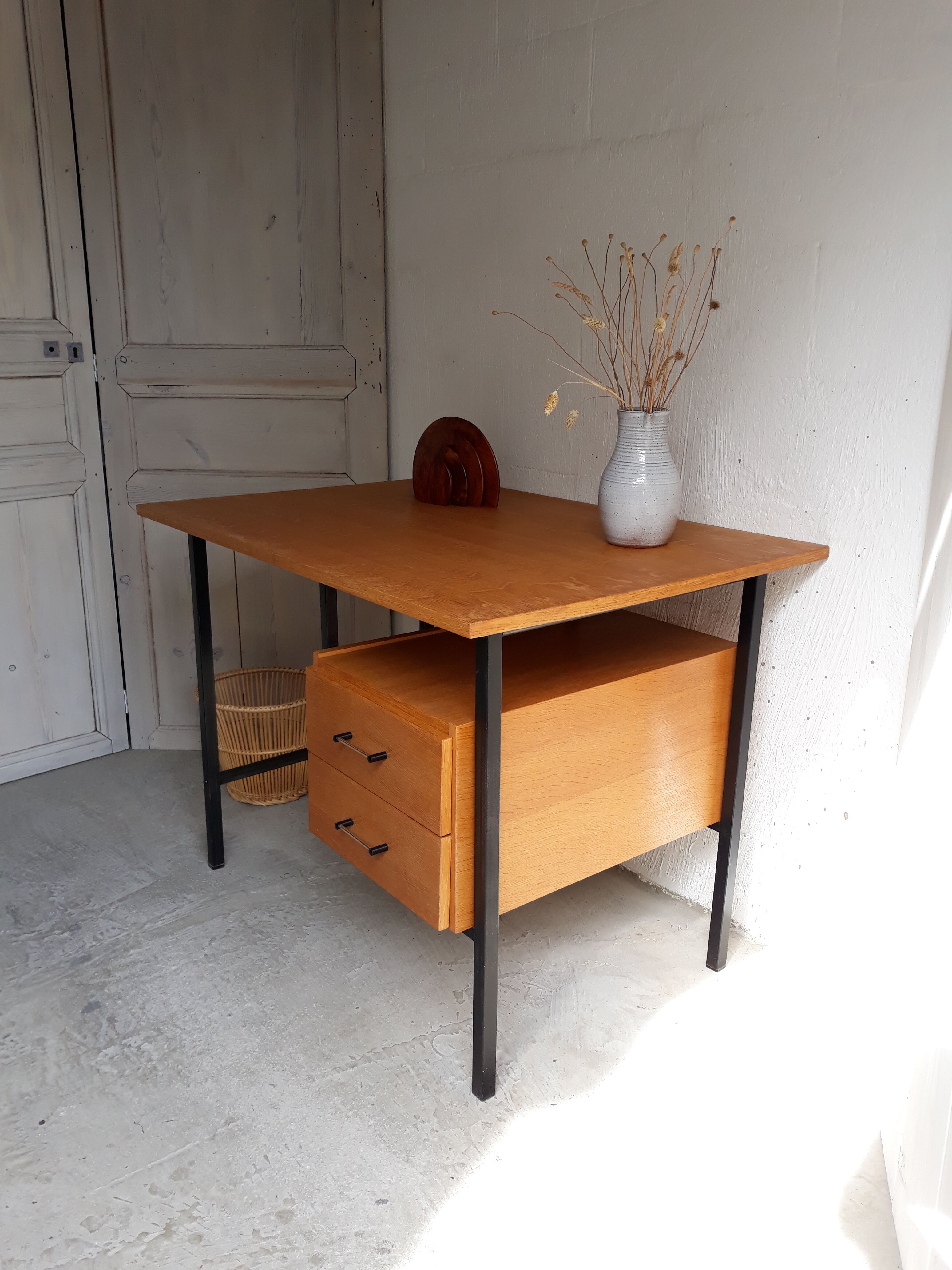 Bureau moderniste vintage 1960