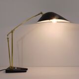 Articulated brass desk lamp in the style of Angelo Lelli, mid-century, Italy, 1950s.
