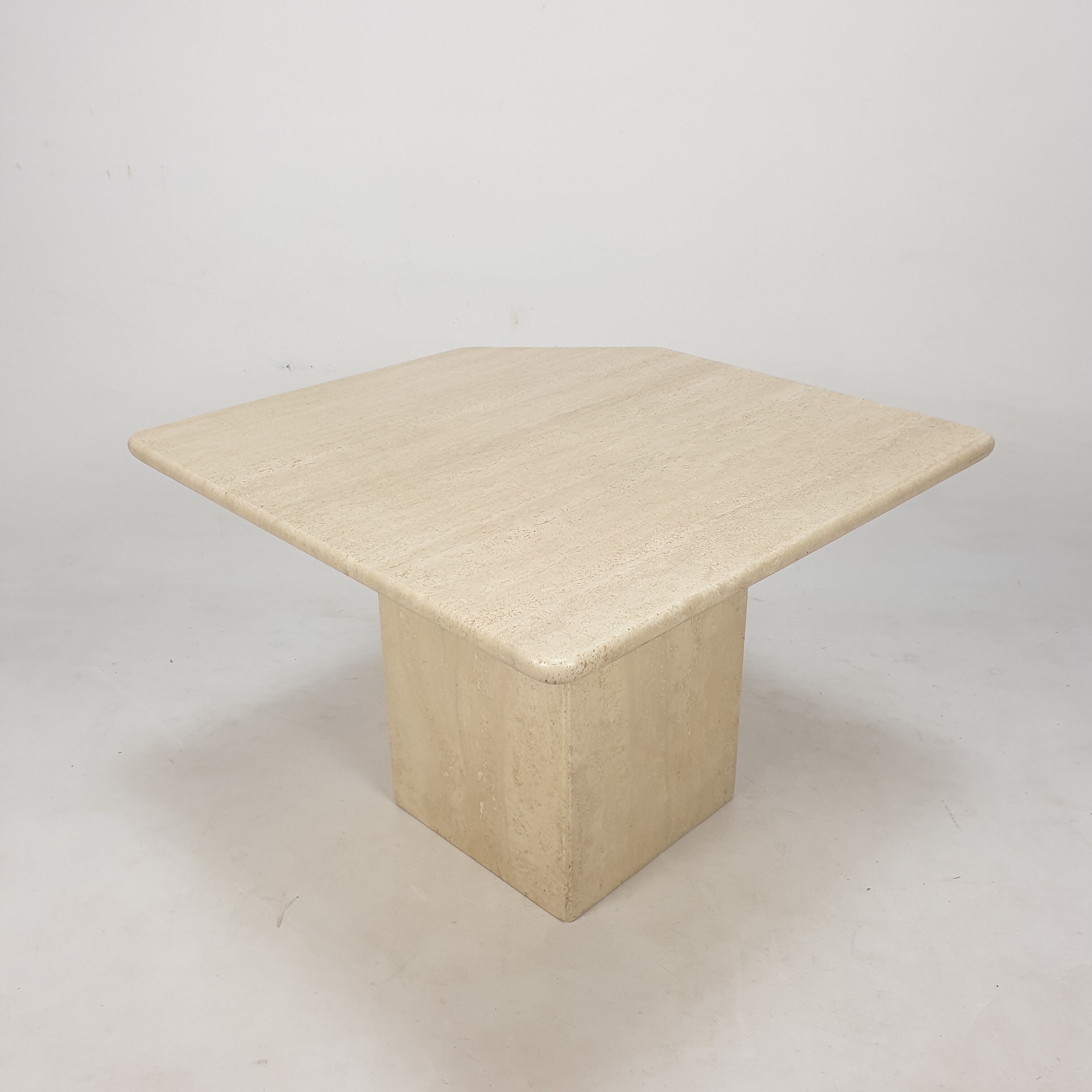 Italian Travertine Coffee Table, 1980s