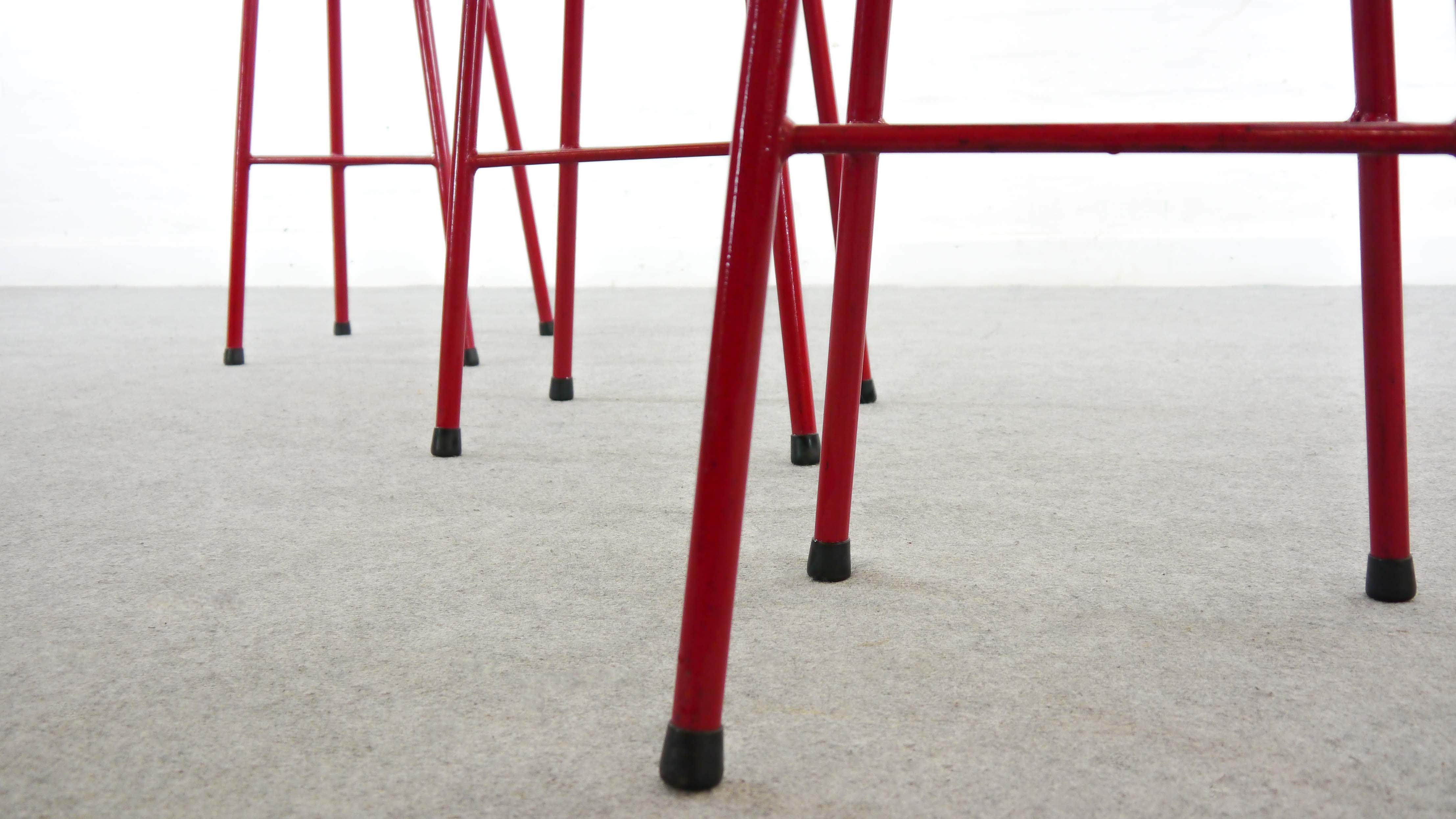 Midcentury set of 3 bar stools in red and black, 1960s-1970s