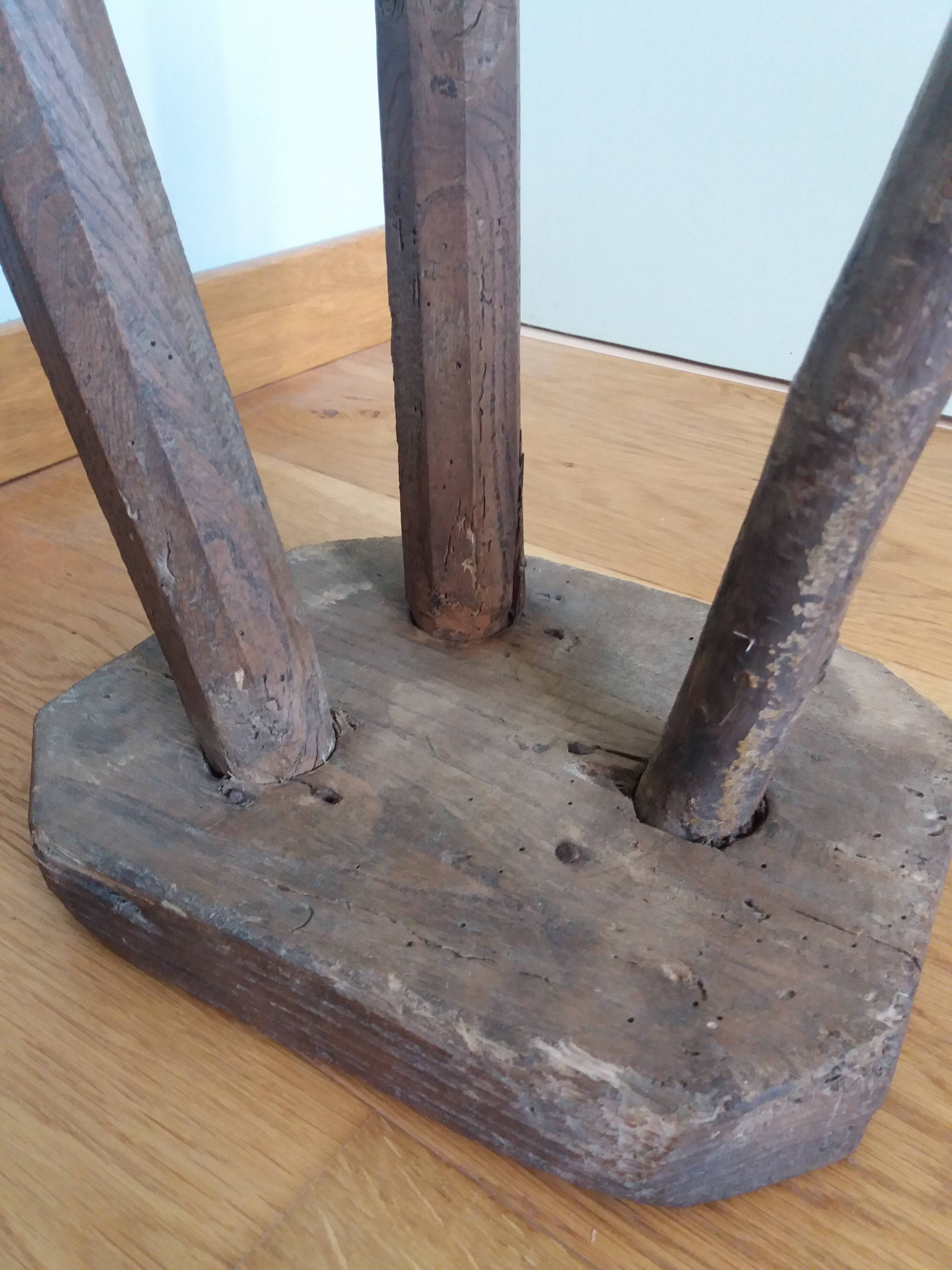 Brutalist tripod farm stool