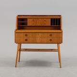 Scandinavian writing desk