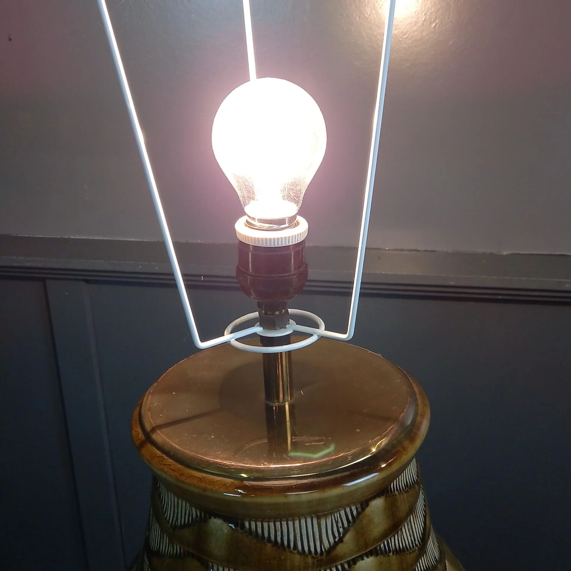 Lampe de table en céramique vintage