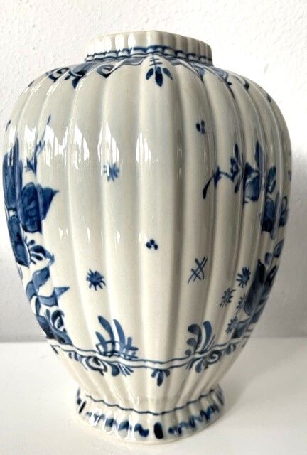 Vase en faience royal Delft blue