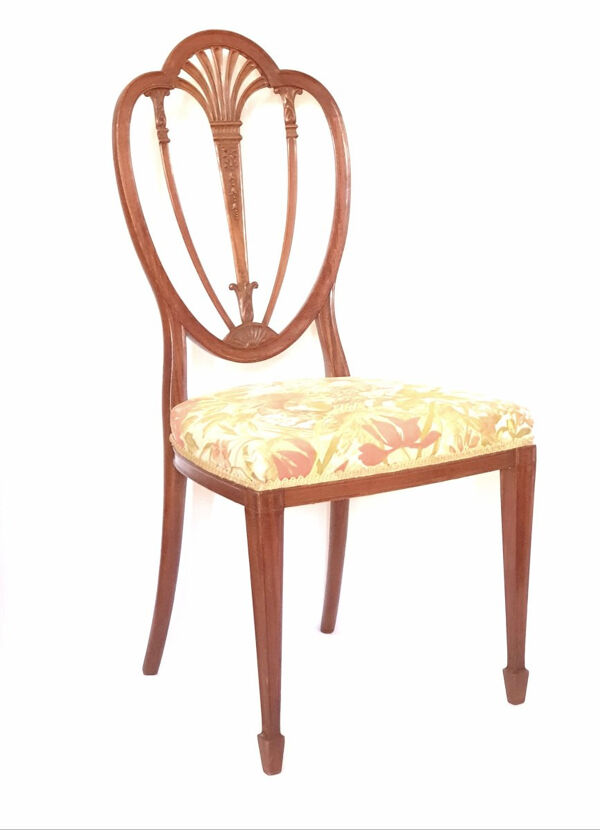 Chaise de style Hepplewhite  XIXe Angleterre