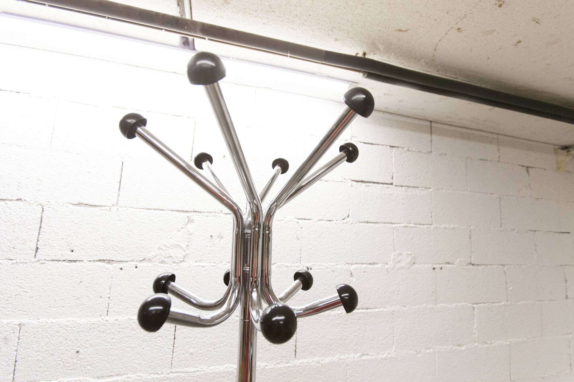 Industrial parrot coat rack 1970 12 hooks 193cm