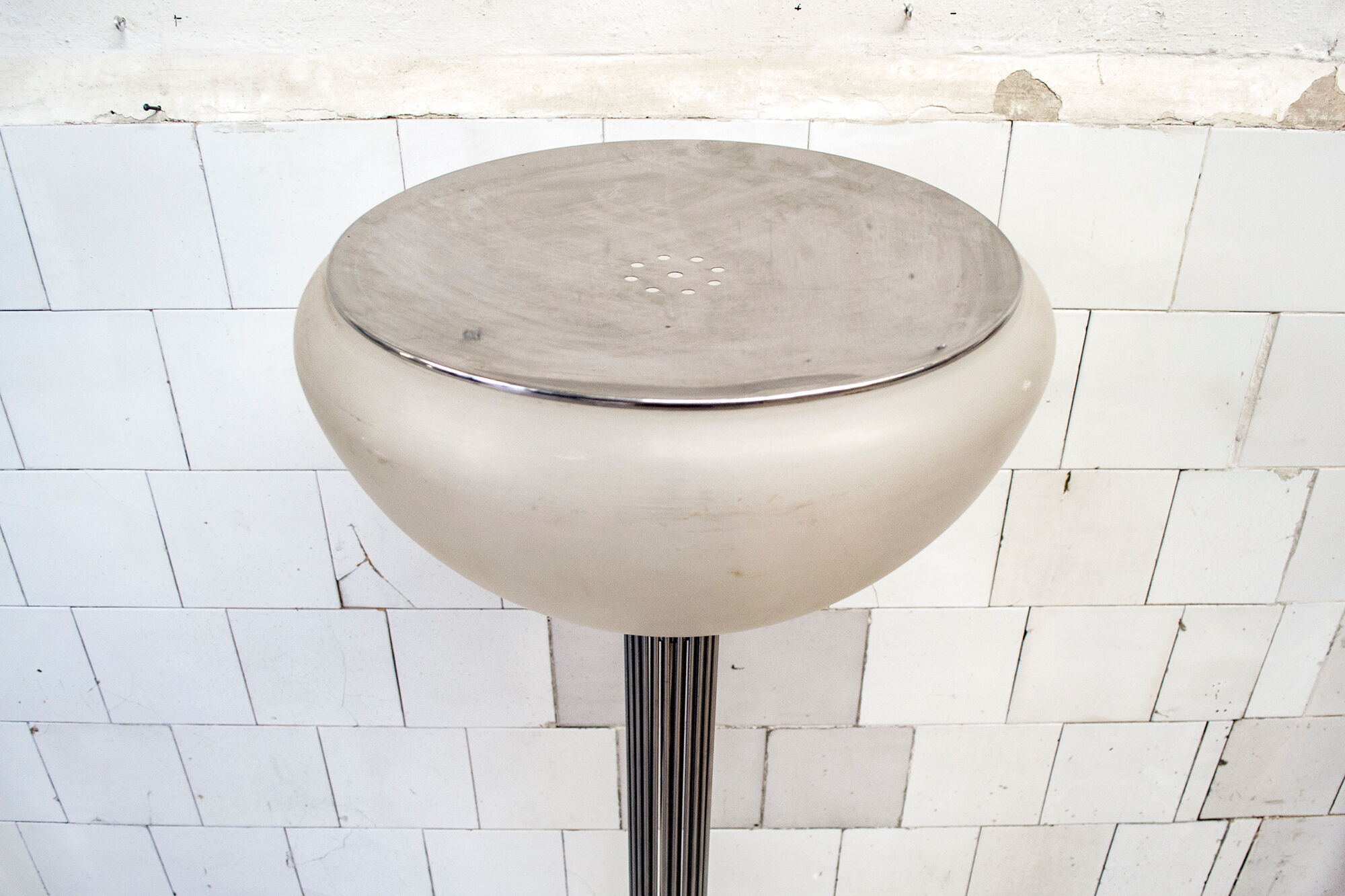 Moana floor lamp by Luigi Massoni for Guzzini Italia 1967