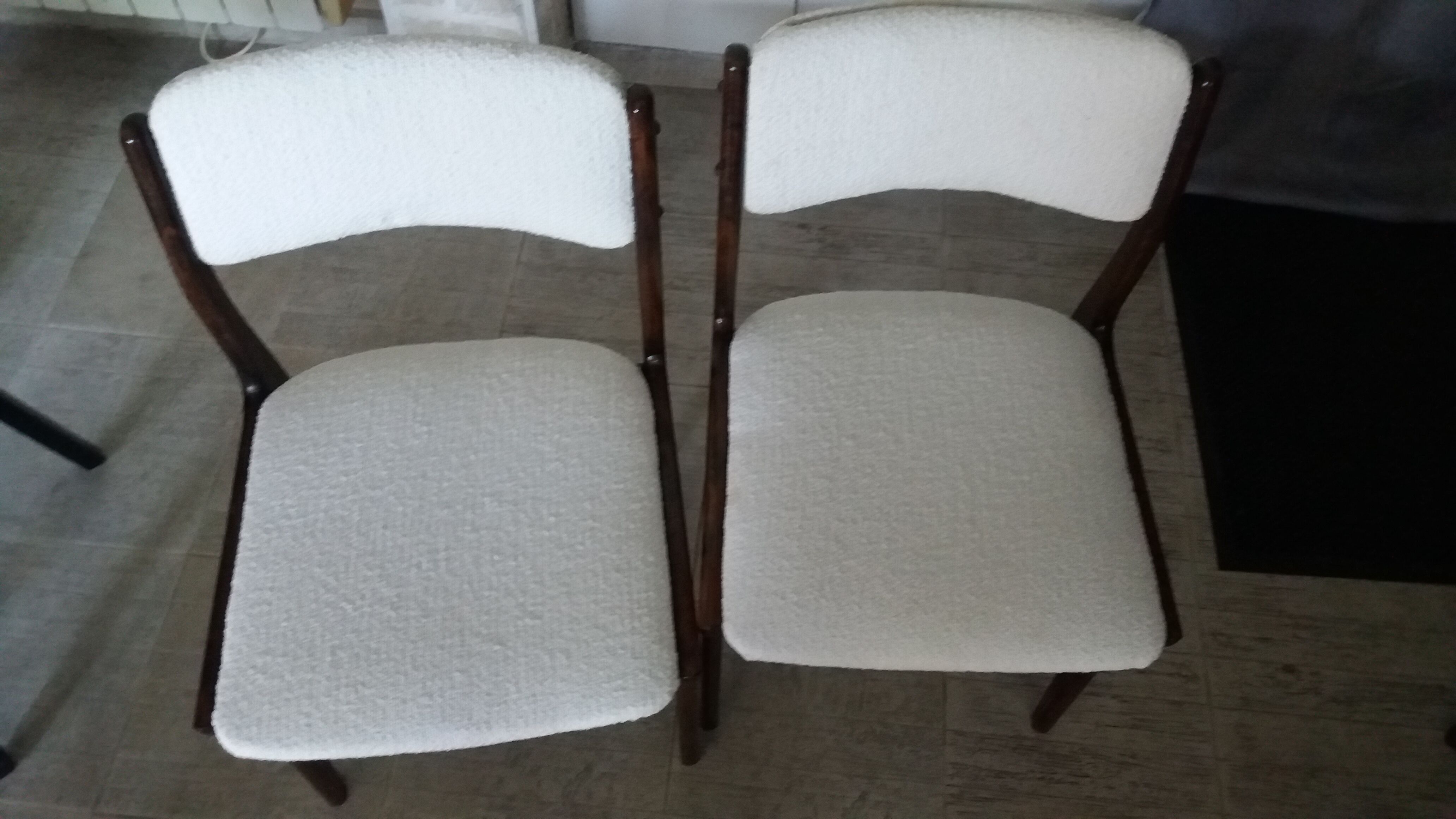 Set of 4 Scandinavian chairs