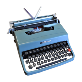 OLIVETTI LETTERA 32 typewriter with case