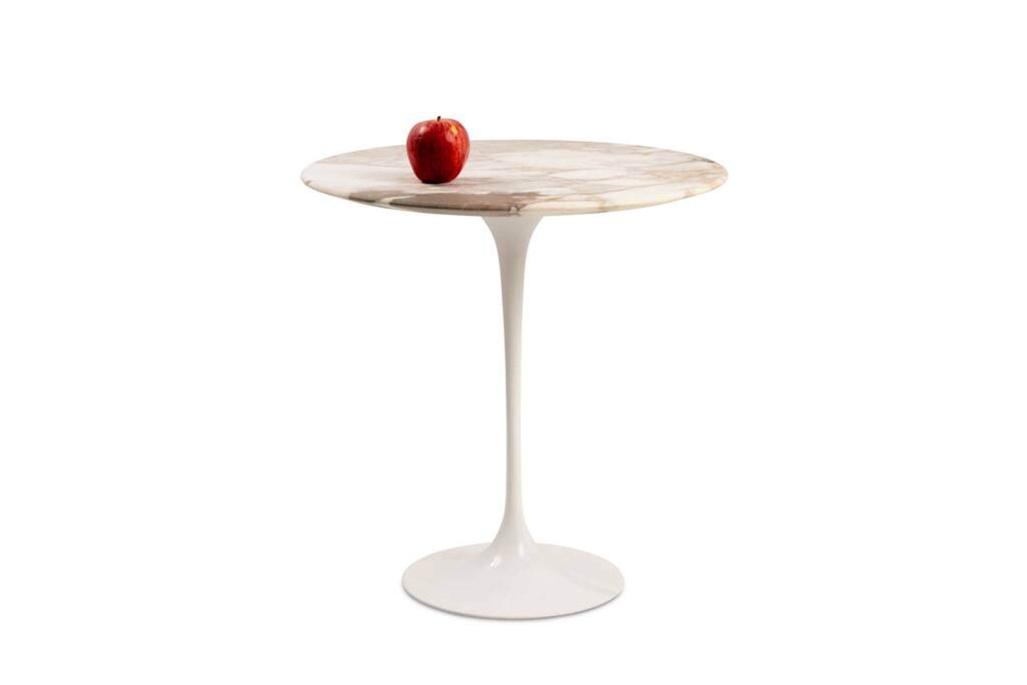 Round "Tulip" side table by Eero Saarinen for Knoll International, circa 1950.