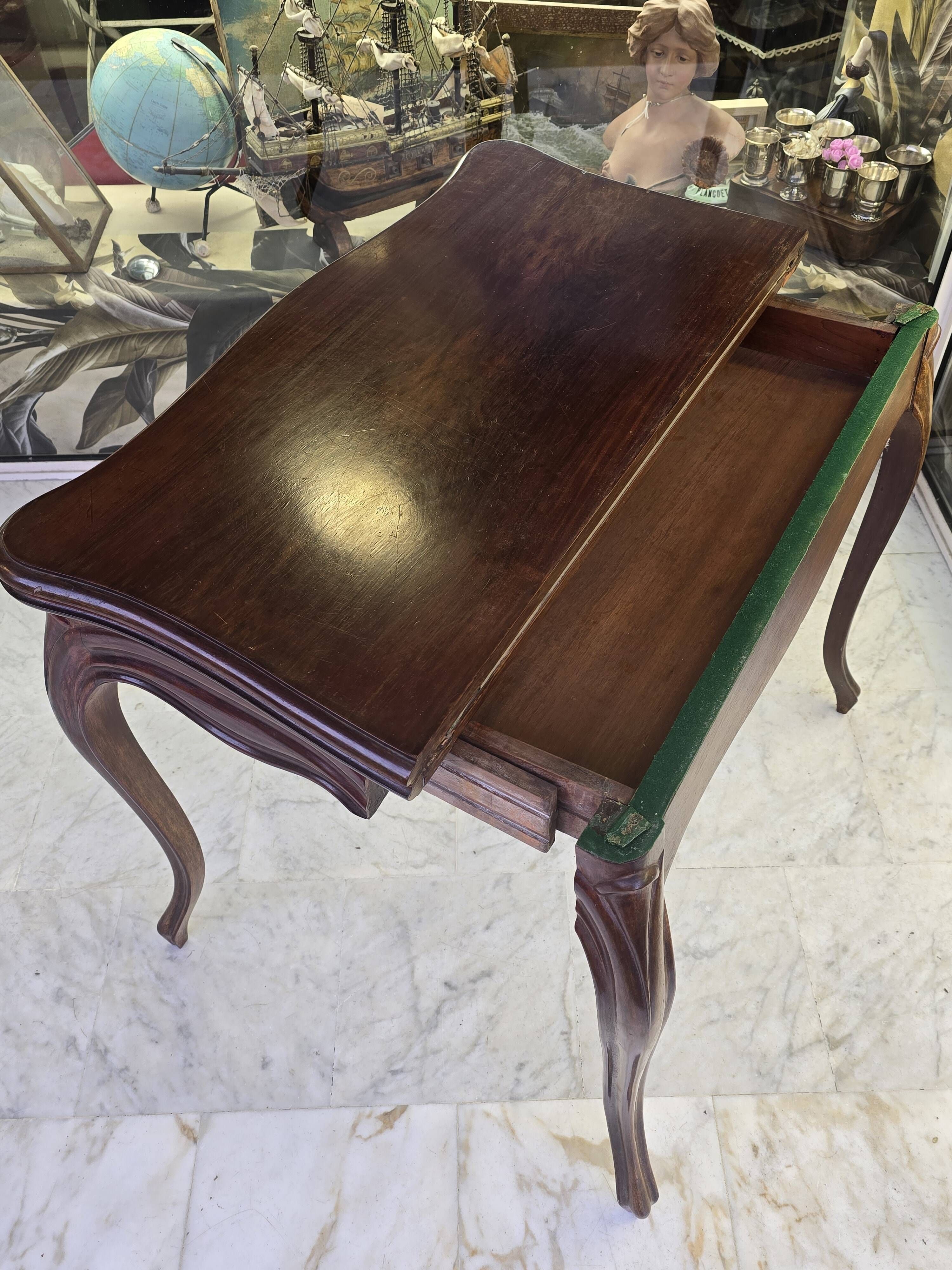 Game table