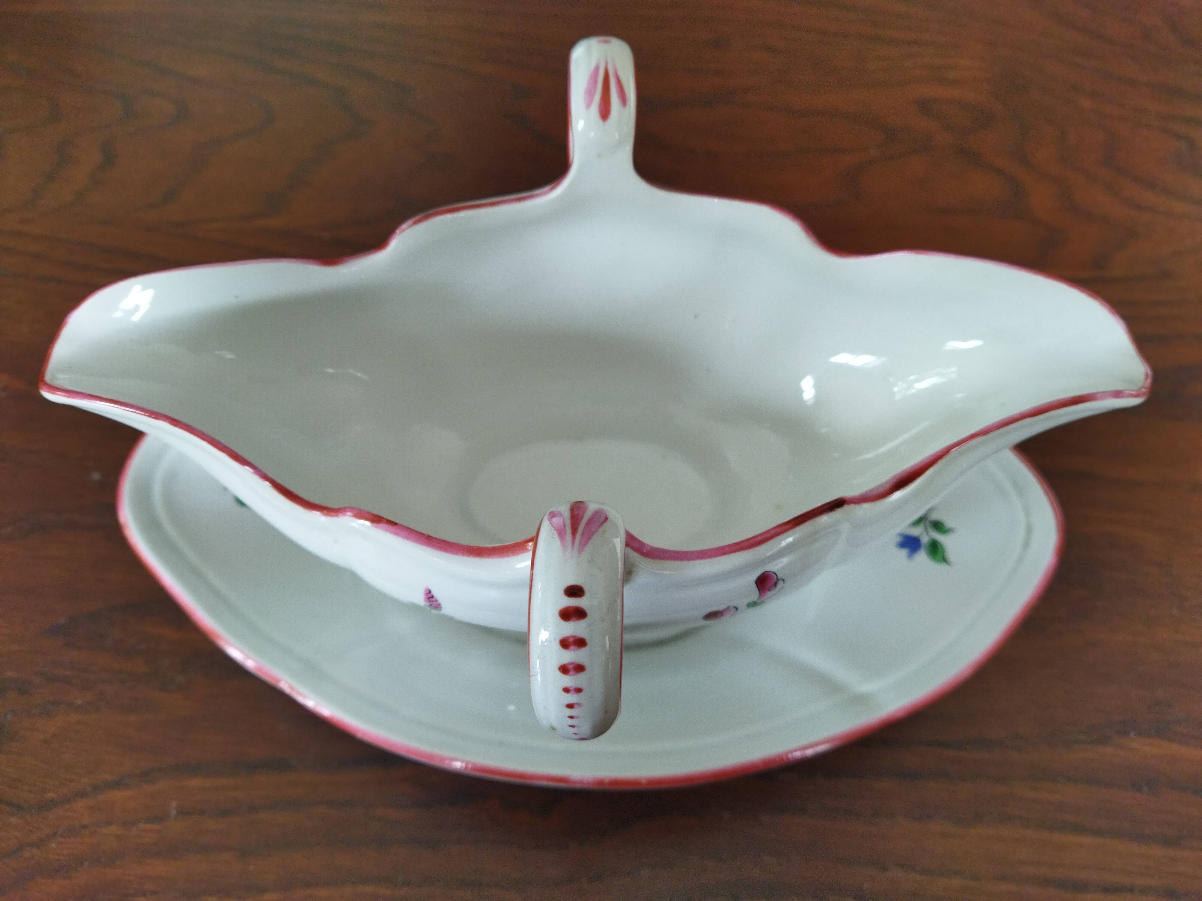 Saucière "Réverbère fin" KG Lunéville