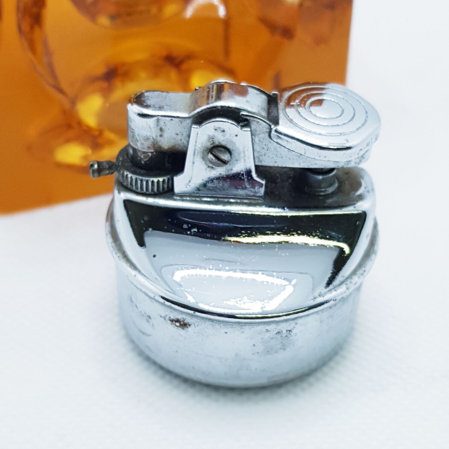 Cube prism glass lighter