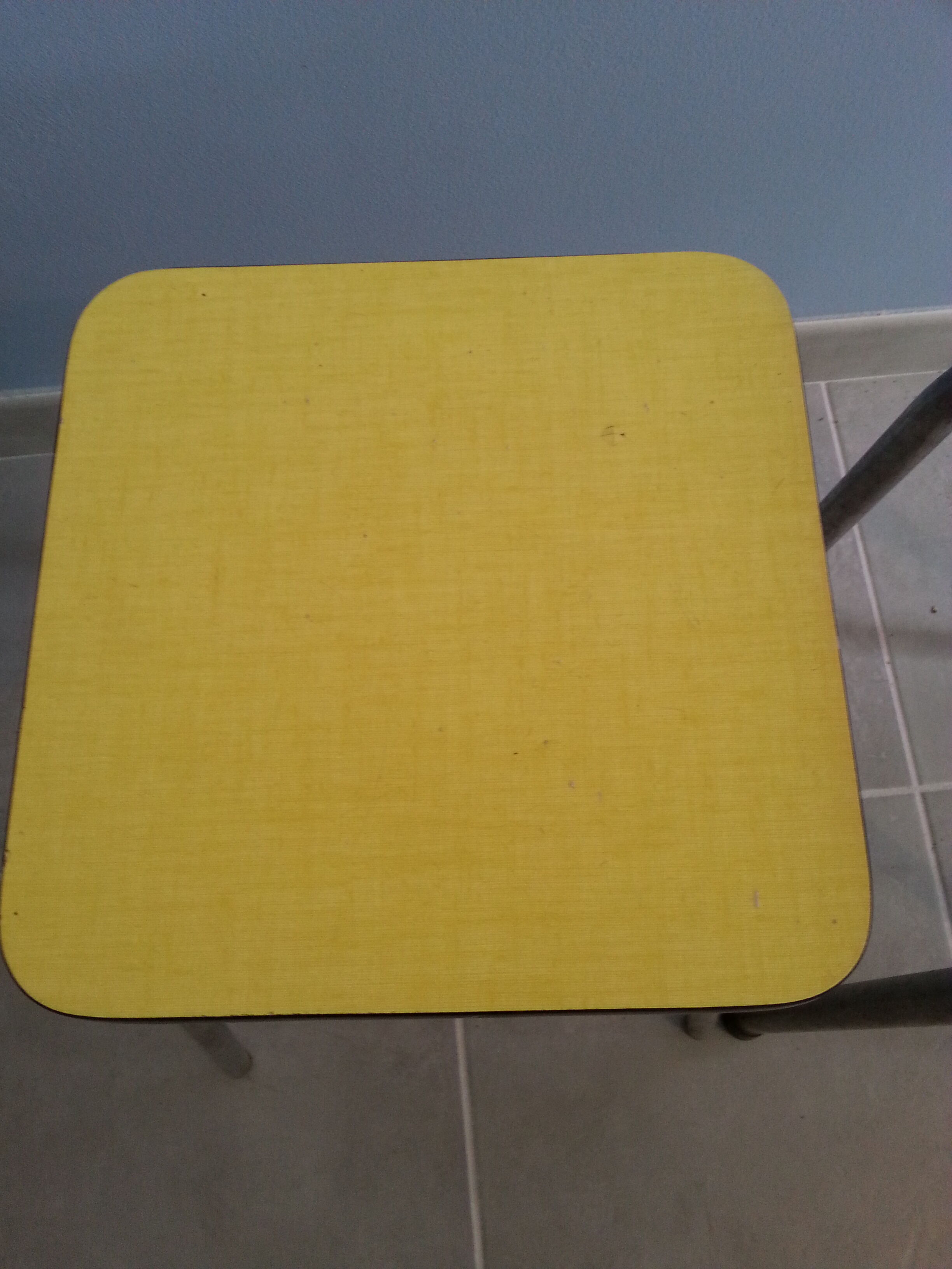 Lot 2 tabourets formica vintage