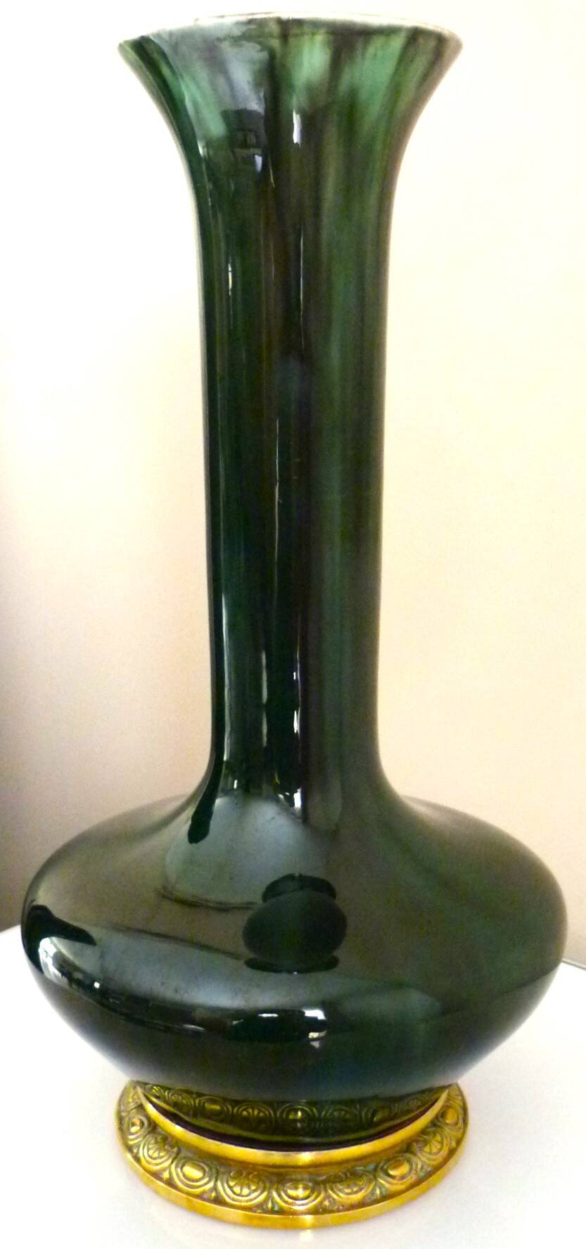 Large art deco vase in enameled ceramic and chiseled bronze foot