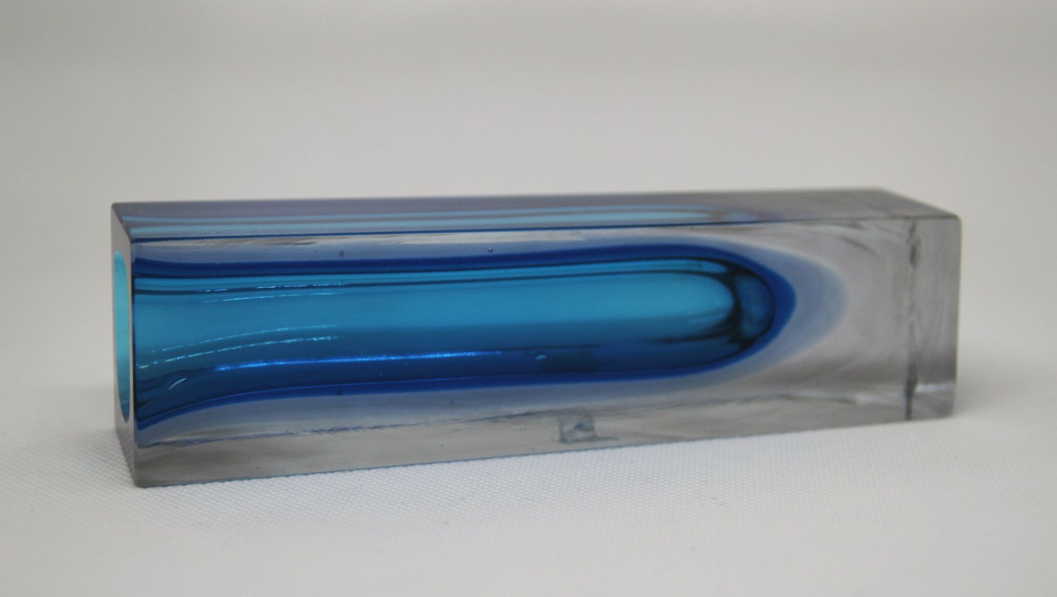 Murano glass blue Sommerso vase