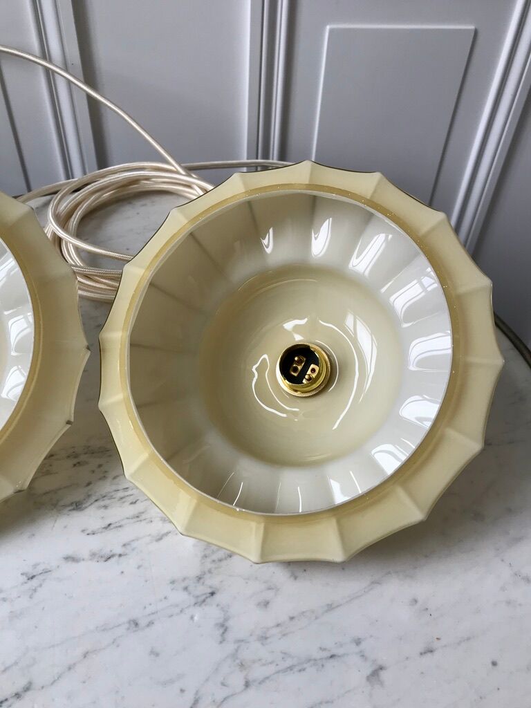Pair of suspensions in opaline glass cream and silver border art deco 30s