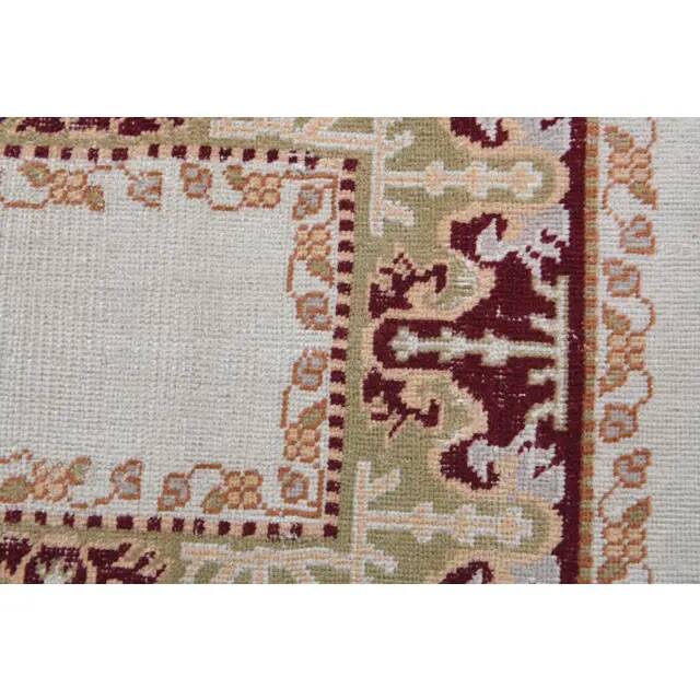 Tapis de couloir vintage turc Oushak fait main en laine et coton blanc