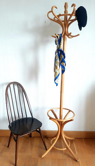 Porte manteau perroquet vintage en bois courbé