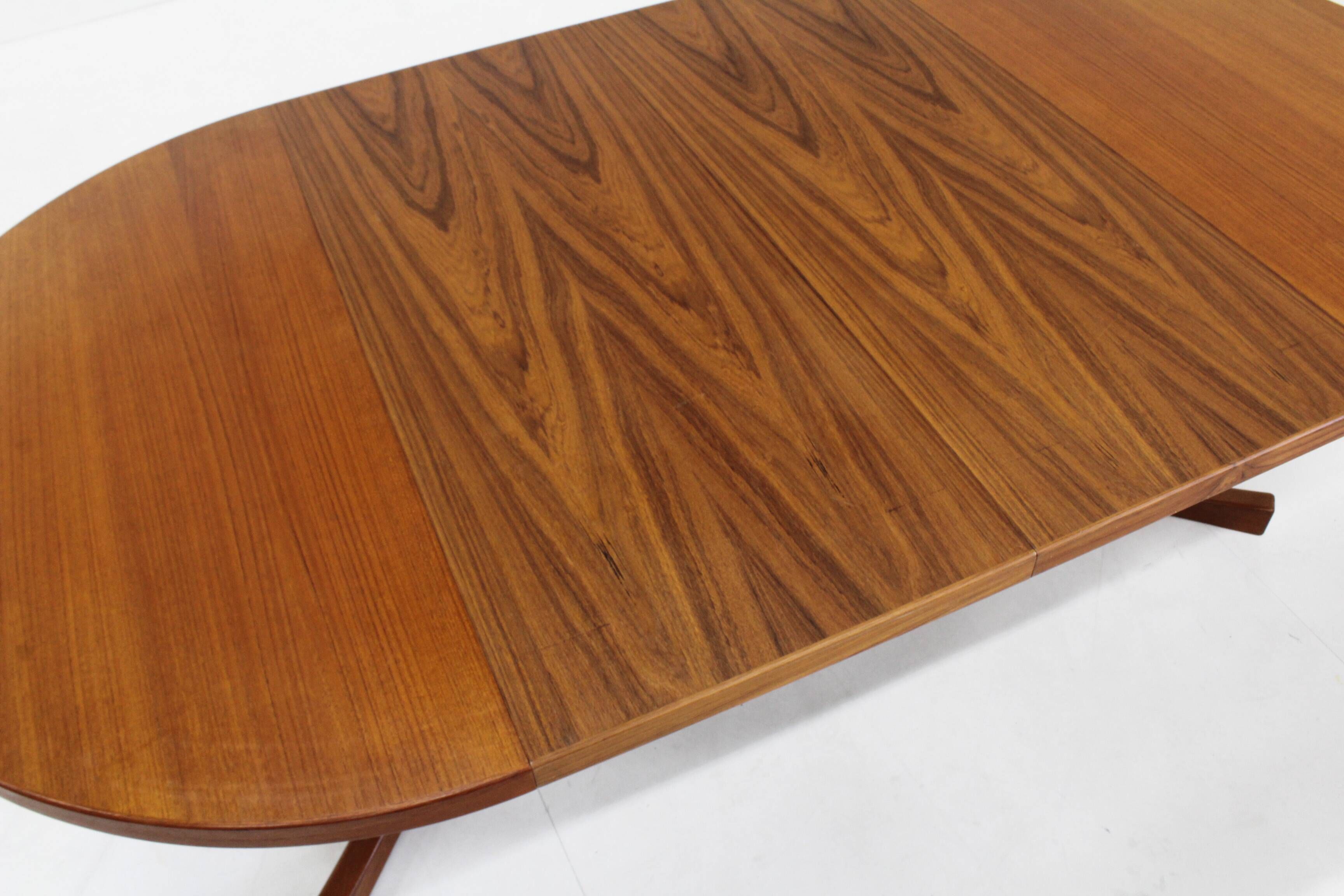 Vintage Danish round extendable dining table teak 1960s