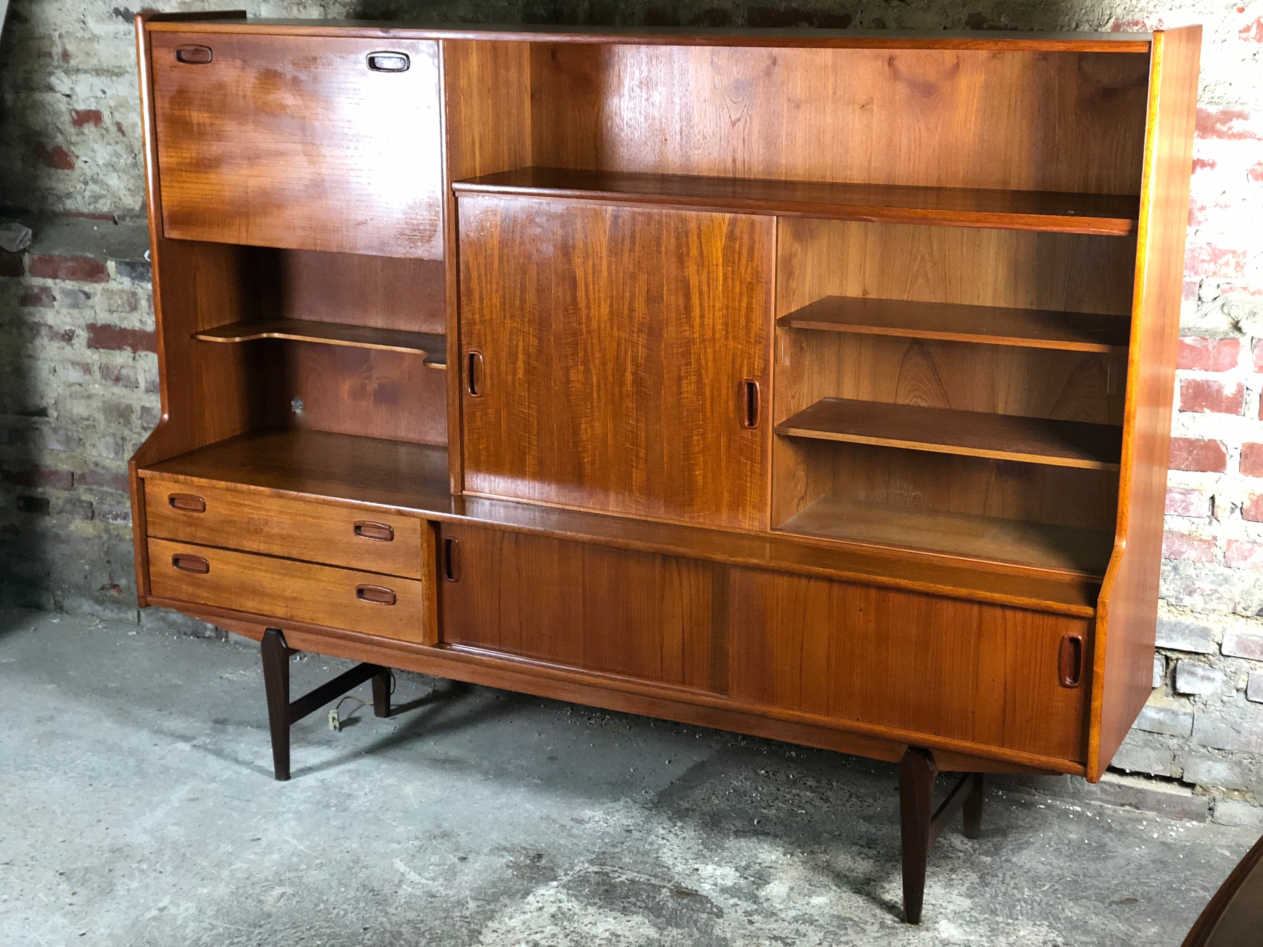 Scandinavian Mahjongg buffet distributed by Samcom 60'S