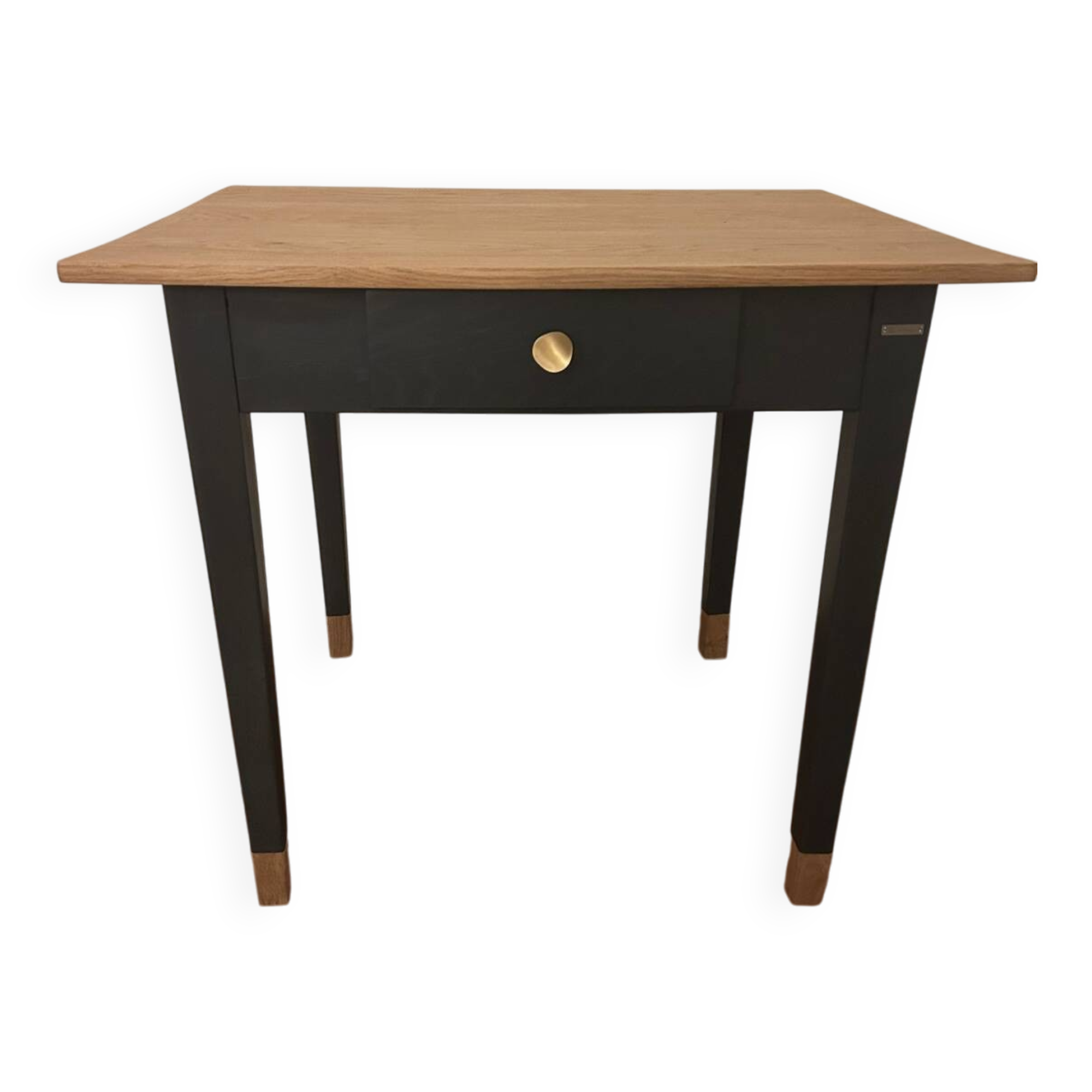 Bureau vintage rénové avec plateau en chêne massif.