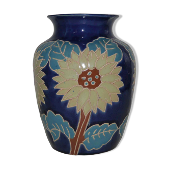 Ancient ceramic vase 50's flowers