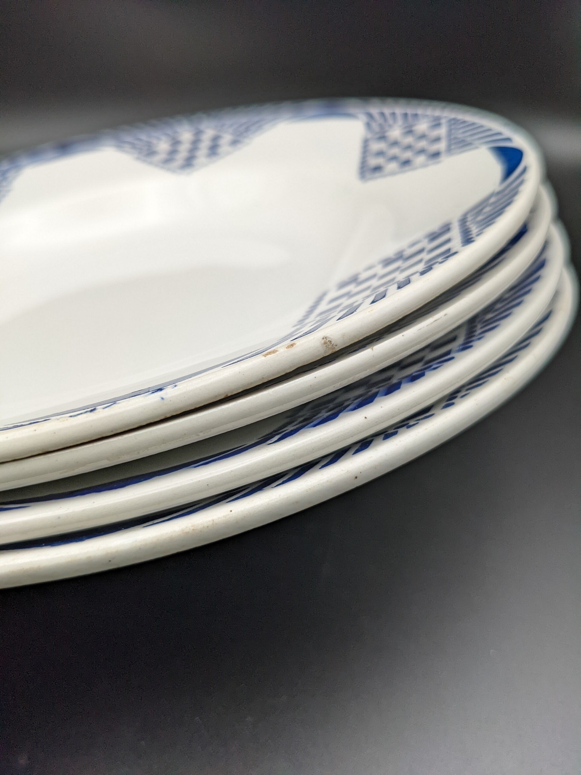 Set of 4 hollow plates Moulin des loups Orchies Hamage model Pantin vintage