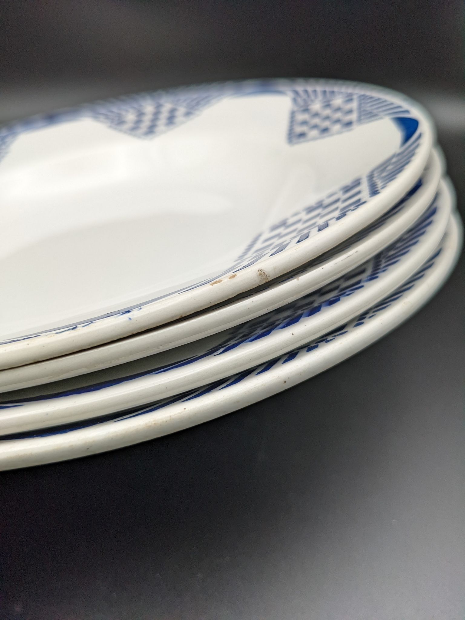 Set of 4 hollow plates Moulin des loups Orchies Hamage model Pantin vintage
