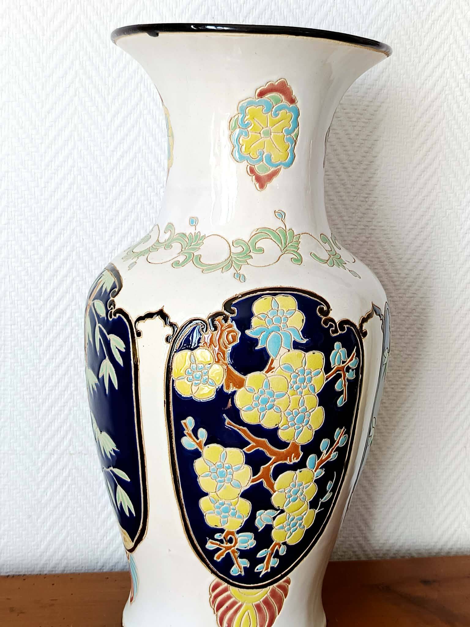 Vase en céramique japonisant