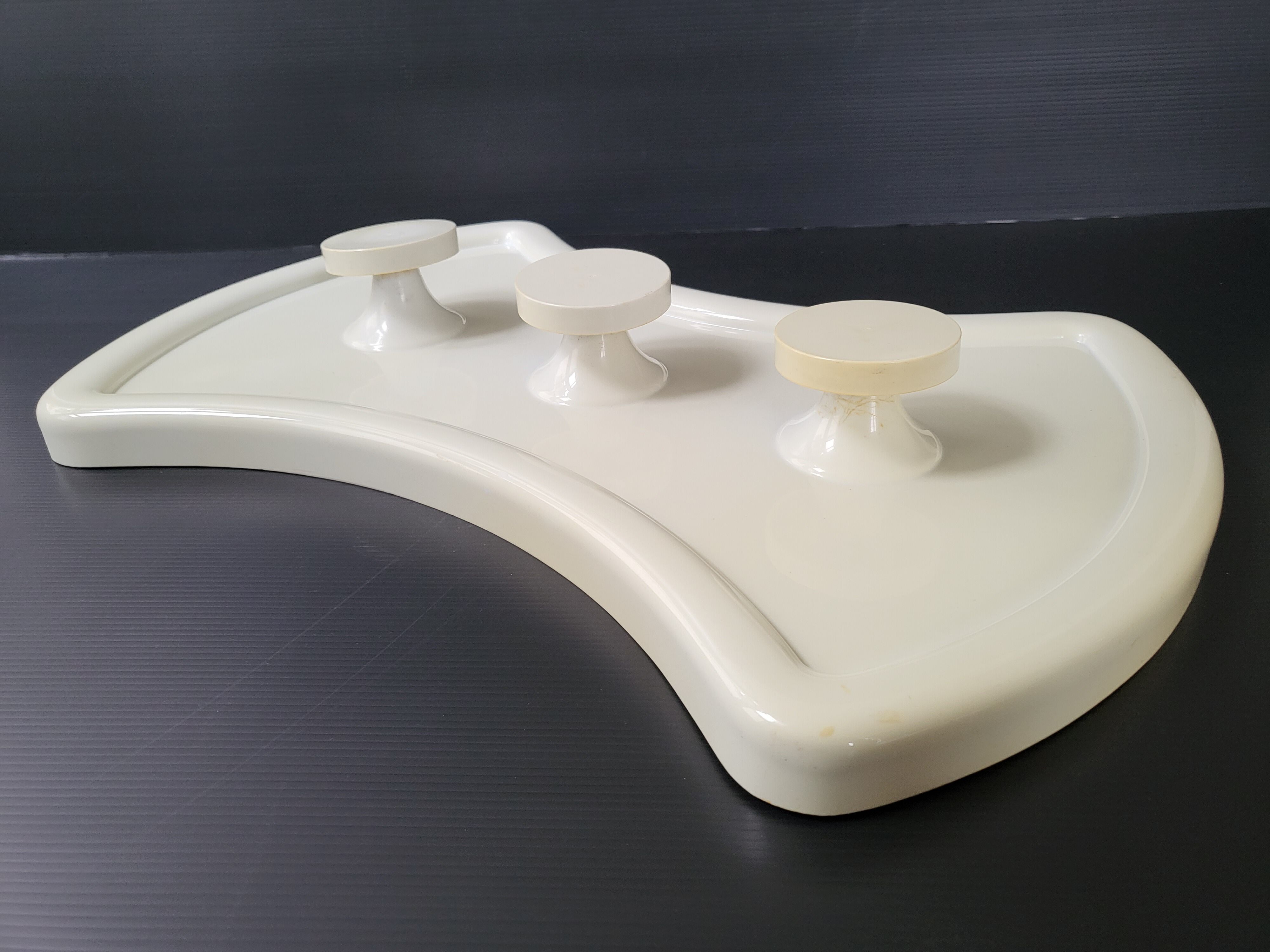 Wall coat rack space age 1970