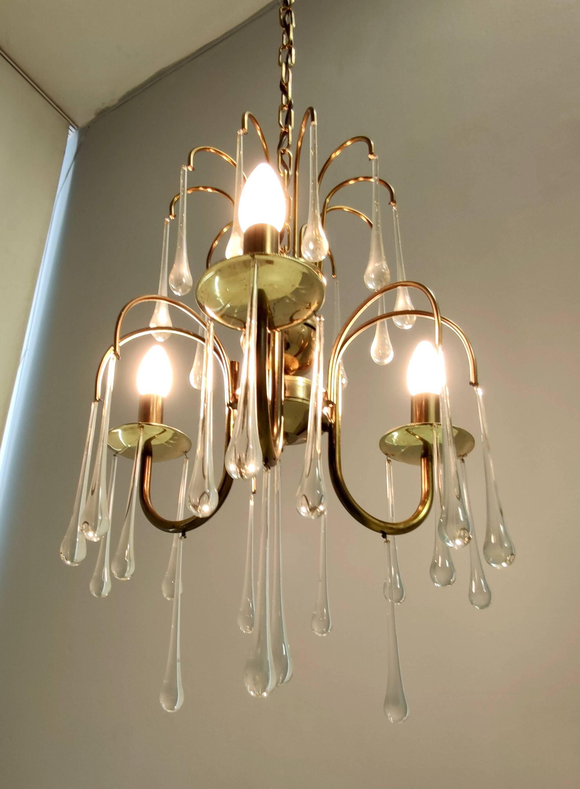 Murano Glass Teardrop Chandelier in the Style of Venini, Italy