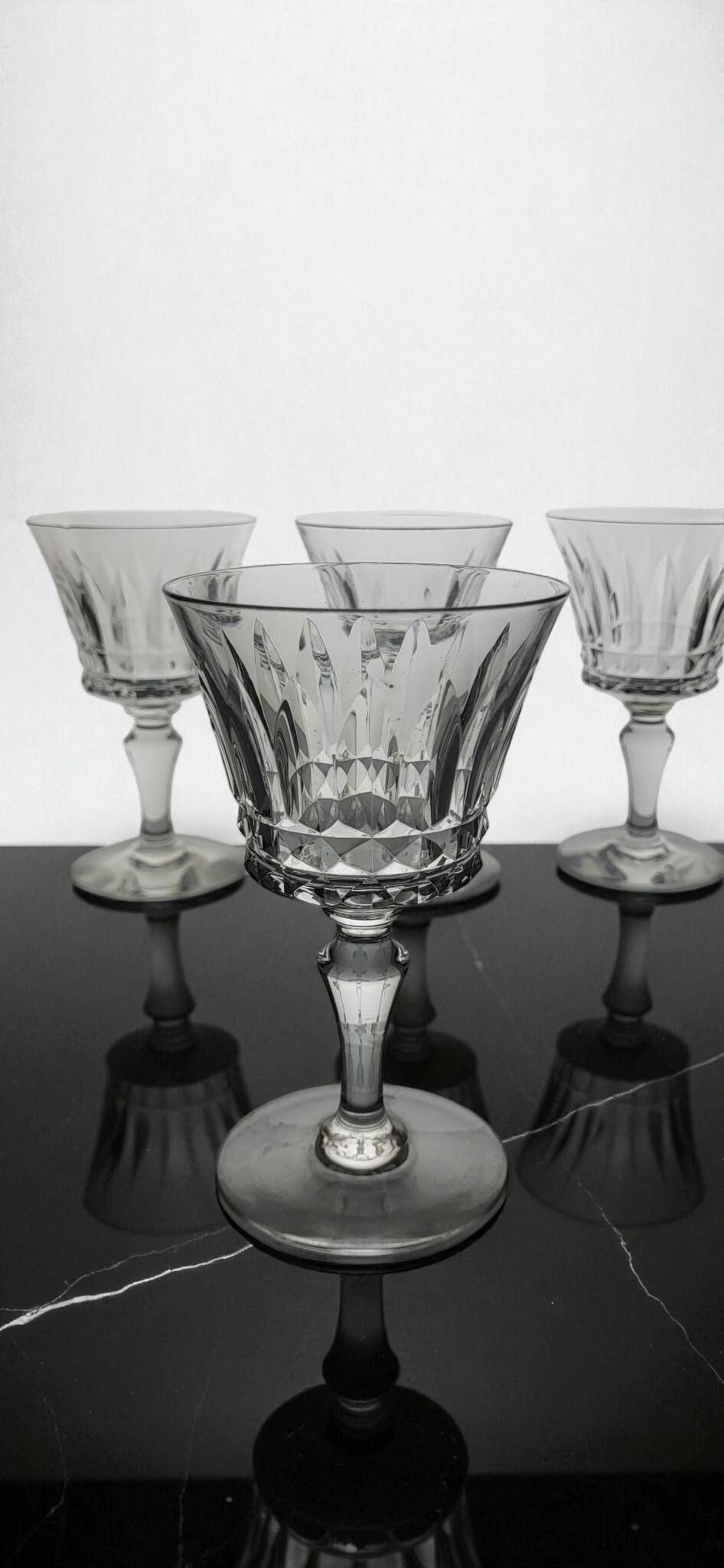 4 verres à vin cristal Baccarat Piccadilly